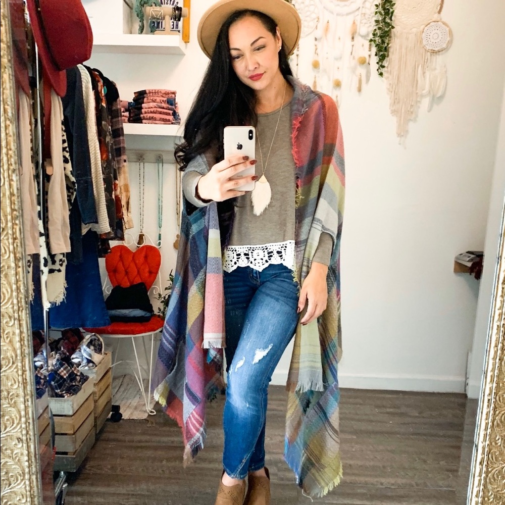 Fuchsia Plaid Ruana - Picture 3 of 3